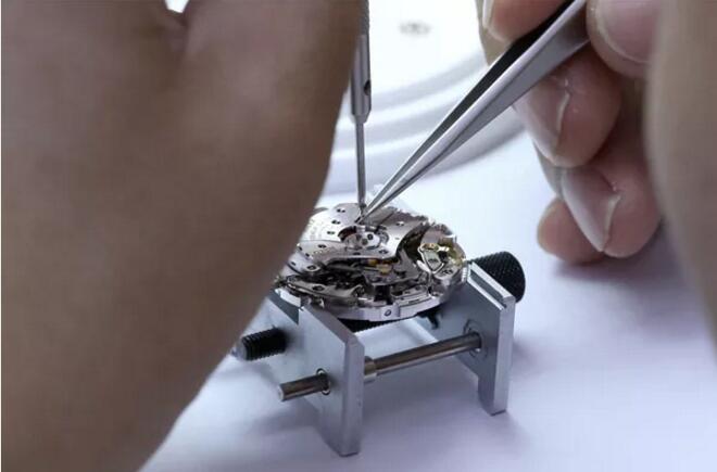 芝柏手表带价格是多少（关于芝柏手表表盘生锈的问题）