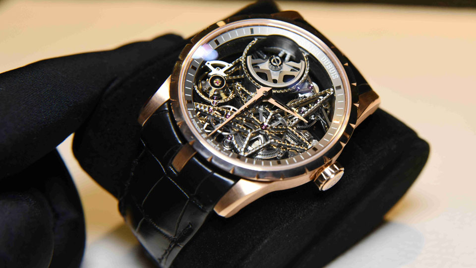 芝柏手表售后维修点地址（芝柏手表的表盘脱落如何处理）