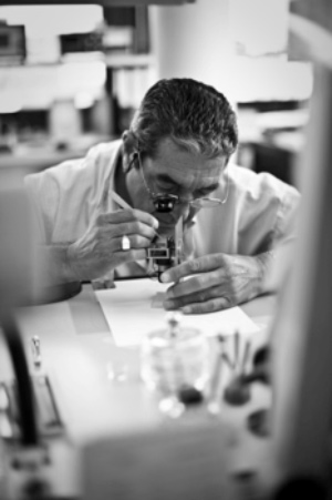 芝柏表售后服务（芝柏手表机芯生锈的解决方法）